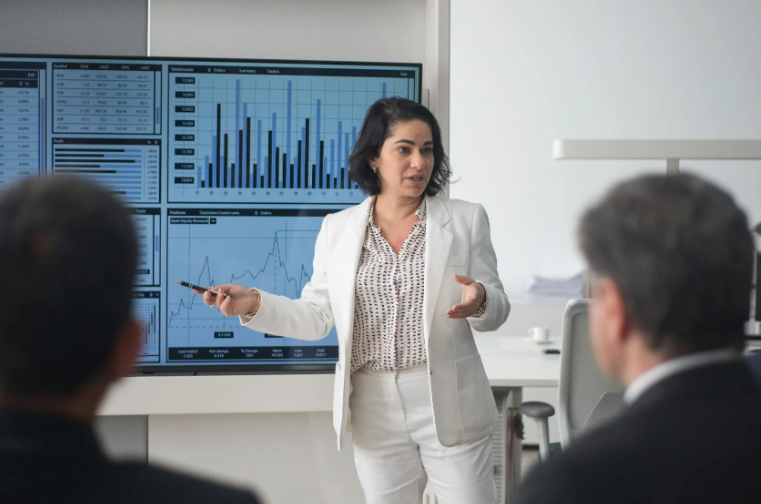 Discover how AI is revolutionizing mortgage industry trends—from smarter lead targeting and predictive refinancing to hyper-personalized email marketing—empowering finance and real estate pros to convert faster, cut through the noise, and win more deals with real-time data and automated outreach tools built for 2025 and beyond.